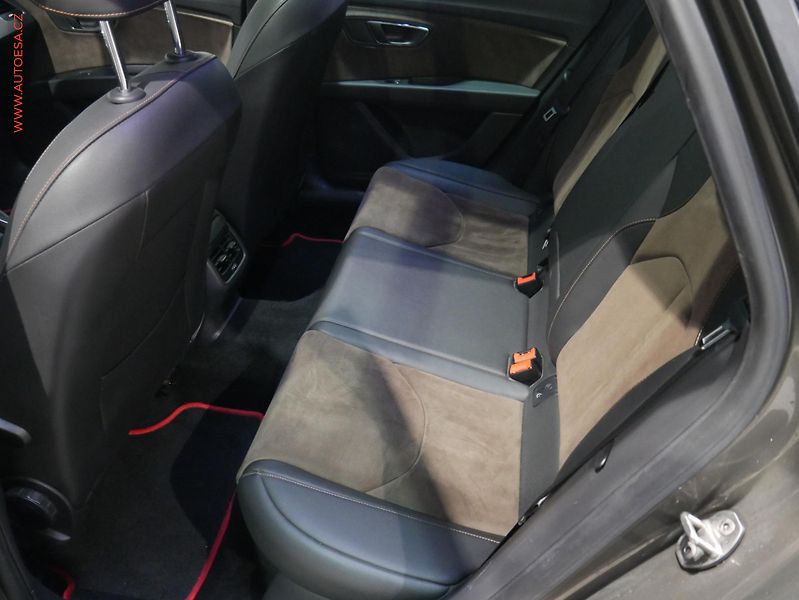 Seat Leon (2015) 2.0 TDi 4x4, ČR, X-Perience - fotka 10 z 18