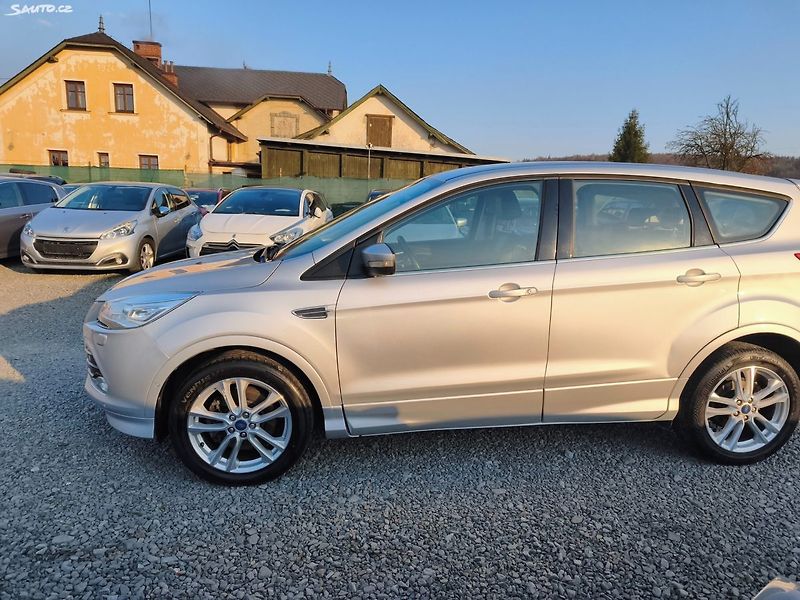 Ford Kuga (2016) - fotka 5 z 39