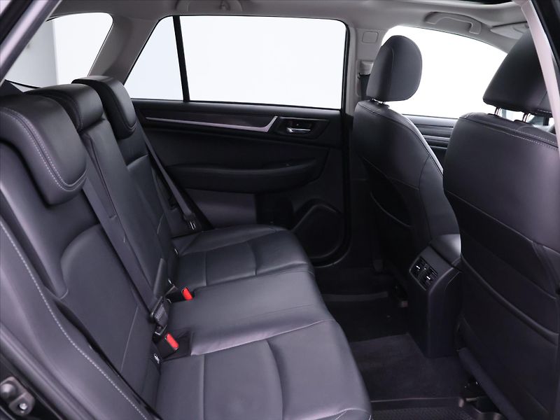 Subaru Outback 2,5 i 129kW Aut. AWD Kůže CZ - fotka 13 z 33