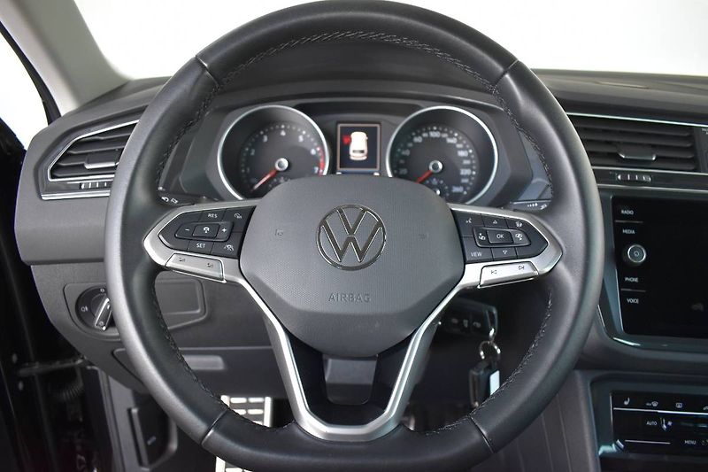 Volkswagen Tiguan (2023) 1.5TSI 5let záruka,manuál - fotka 20 z 24