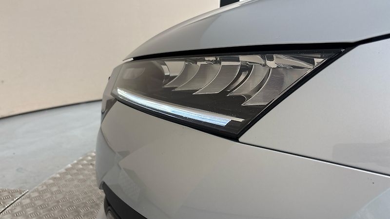 Škoda Octavia 1.0 TSI Ambition Combi - fotka 18 z 24