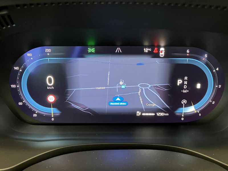 Volvo XC60 B4 FWD Momentum PRO AT8 - fotka 29 z 47