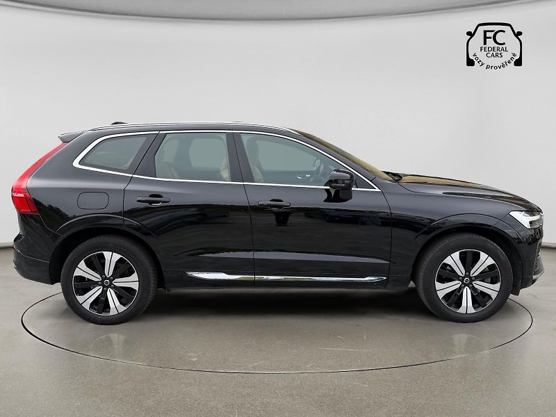 Volvo XC60 (2023) T6 AWD Recharge Plus Bright - fotka 6 z 51