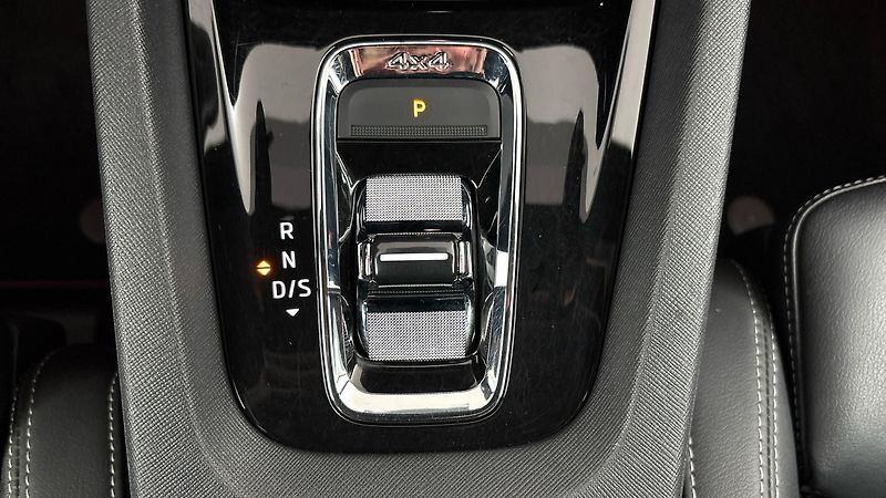 Škoda Octavia 2.0 TDI DSG 4x4 RS Combi - fotka 28 z 33