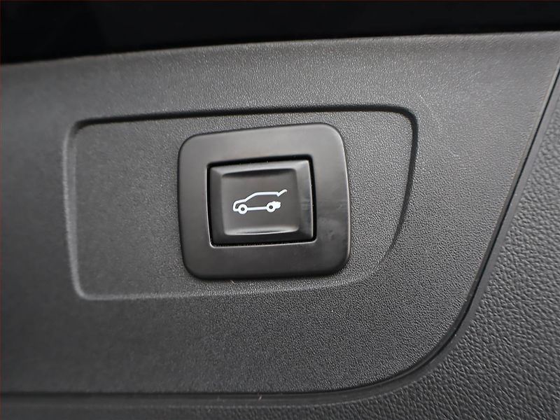 Opel Insignia (2019) 2.0 CDTI, Automat, Serv.kniha - fotka 24 z 24