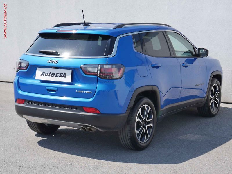 Jeep Compass (2021) 1.3, 1.maj,ČR, Limited, AT - fotka 4 z 15