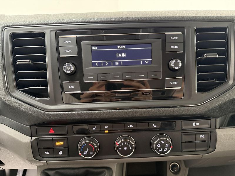 Volkswagen Crafter 35 2.0 TDI 130kW stredni rozvo - fotka 7 z 11