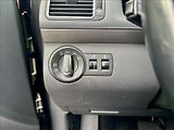 Volkswagen Touran 1,6 TDi / KLIMA / 7MÍST / DSG - náhled 36