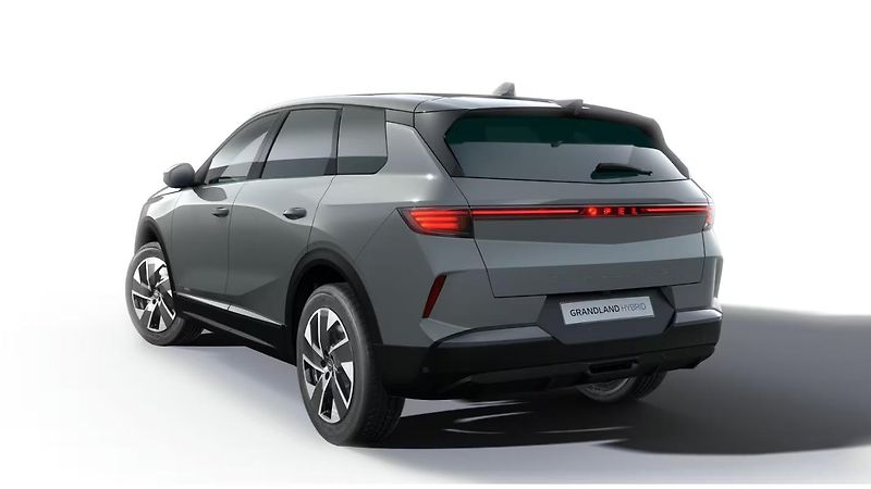 Opel Grandland (2026) Ultimate Hyb. 1.2T(107kW)eDCT6 - fotka 4 z 7
