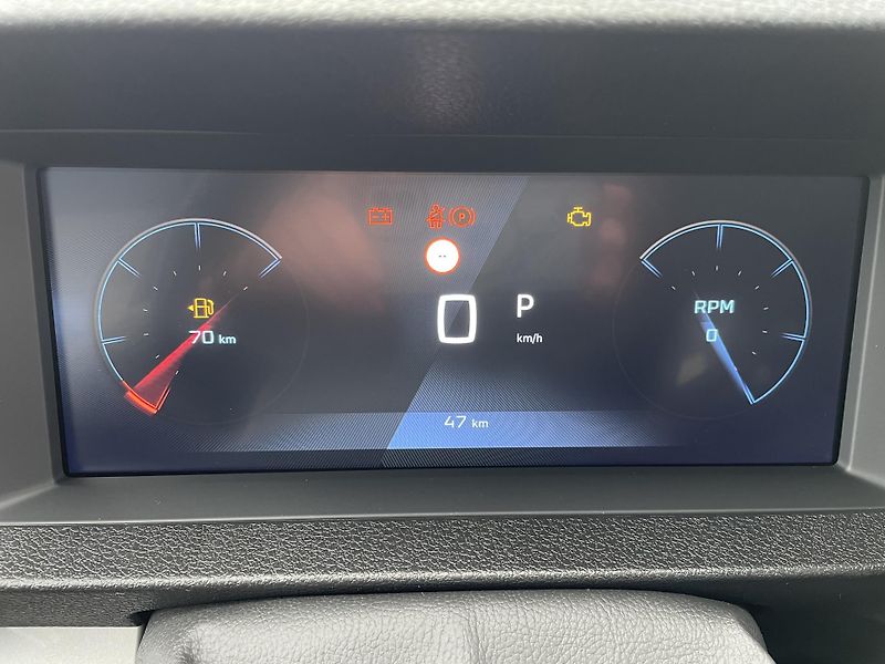 Peugeot Expert (2025) COMBI L2 2.0BHDi 180k EAT8 - fotka 17 z 21