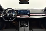 BMW Řada 5 540d xDrive Touring - náhled 7