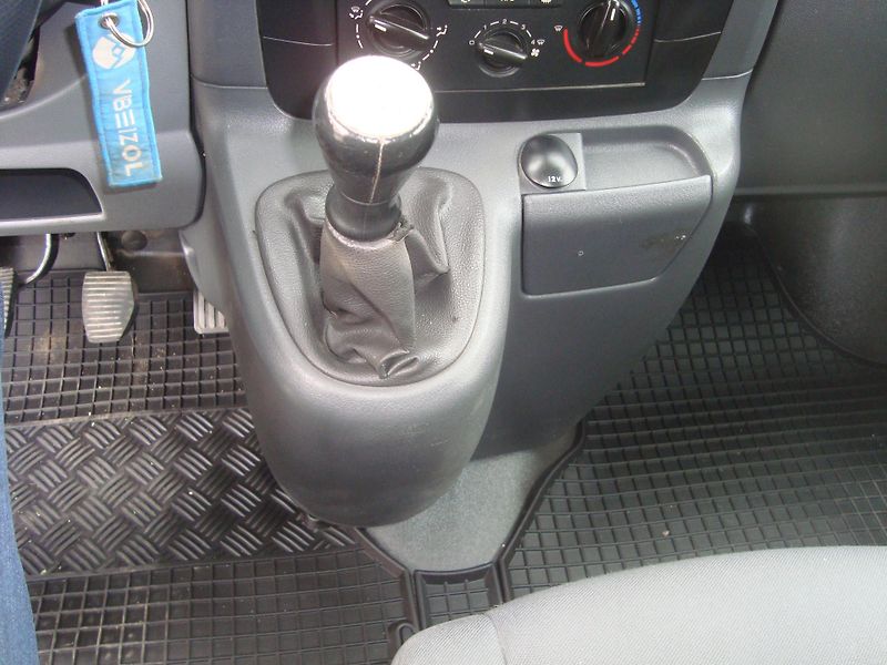 Citroën Jumpy (2011) 1,6 HDI 90 - fotka 16 z 18