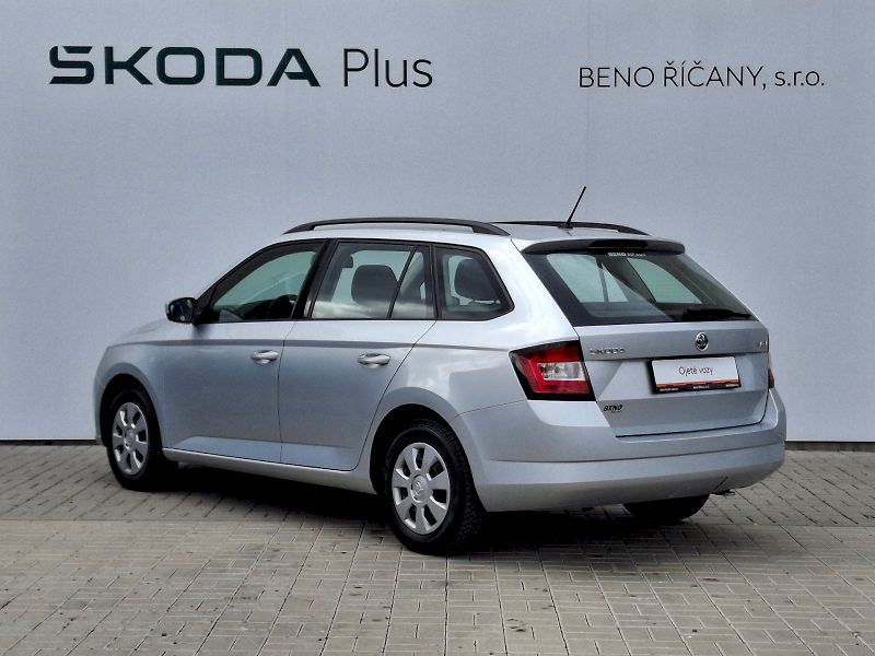 Škoda Fabia (2018) Combi Active Plus 1,0TSi 70kW - fotka 10 z 29