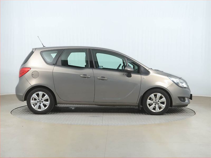 Opel Meriva (2014) 1.4 Turbo, Serv.kniha - fotka 6 z 13