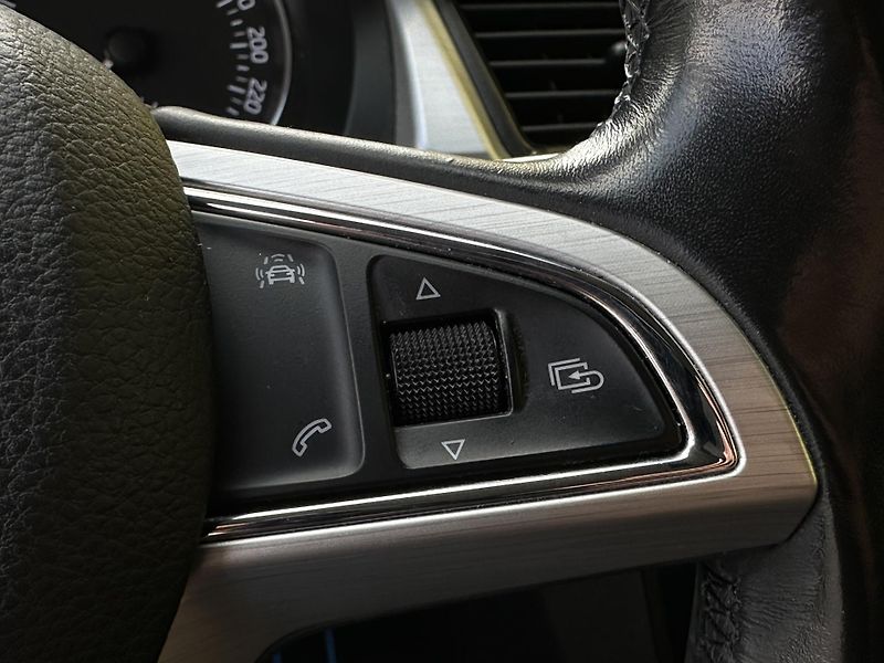 Škoda Rapid (2016) Spaceback 1.2TSI/66kW 1.Maj.  - fotka 12 z 35