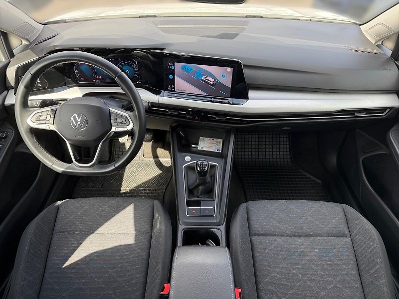 Volkswagen Golf Variant (2024) LIFE 1.5TSI 96kW CZ DPH - fotka 9 z 11