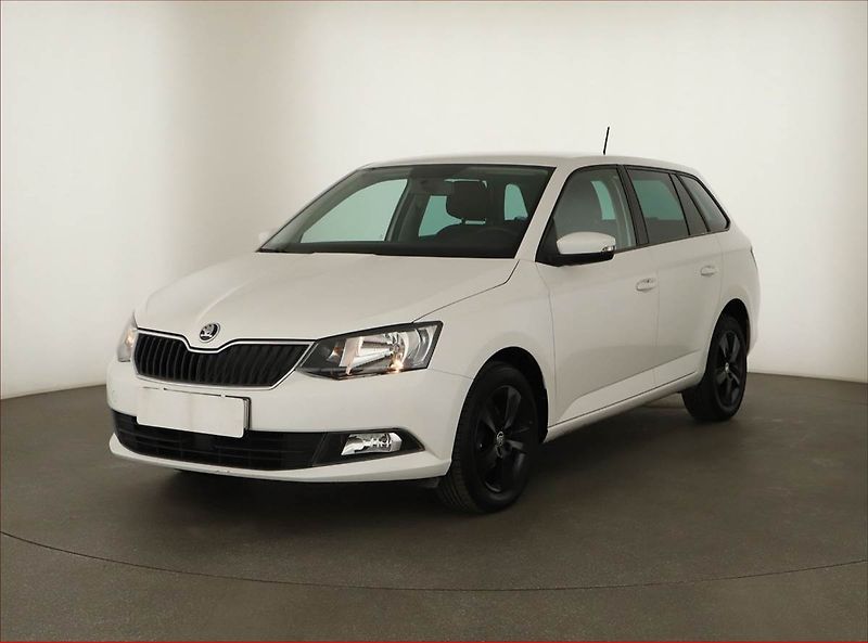 Škoda Fabia (2018) 1.0 TSI, Park. senzory - fotka 2 z 12