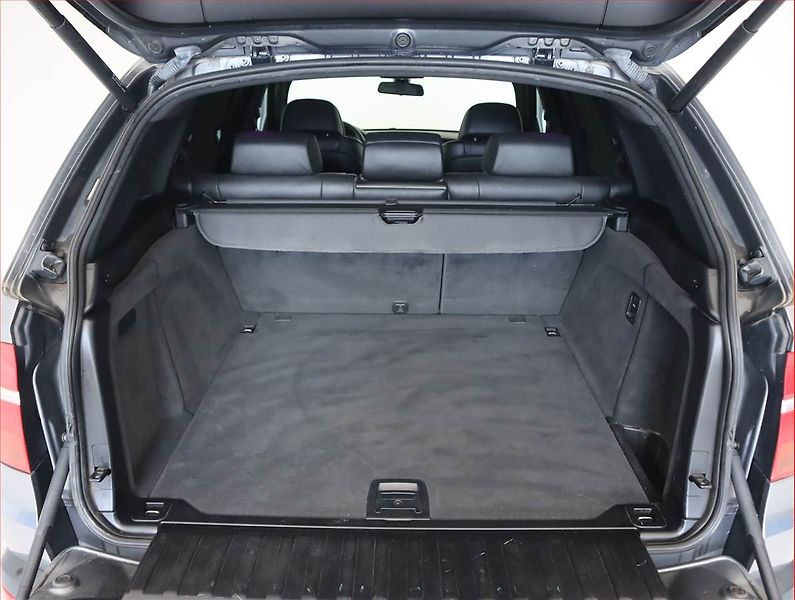 BMW X5 (2009) xDrive30d, 4X4, Automat, Navi - fotka 14 z 16