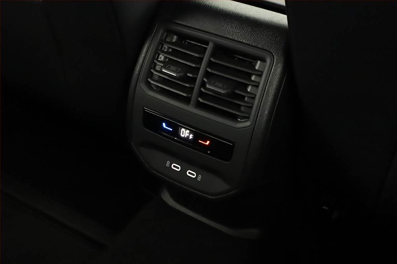 Cupra Formentor (2022) 1.5 TSI - fotka 12 z 16