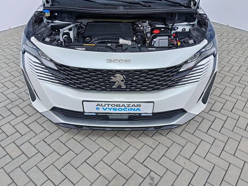 Peugeot 3008 (2021) 1.2PT 96kW! Full LED! Kamera! - fotka 12 z 32