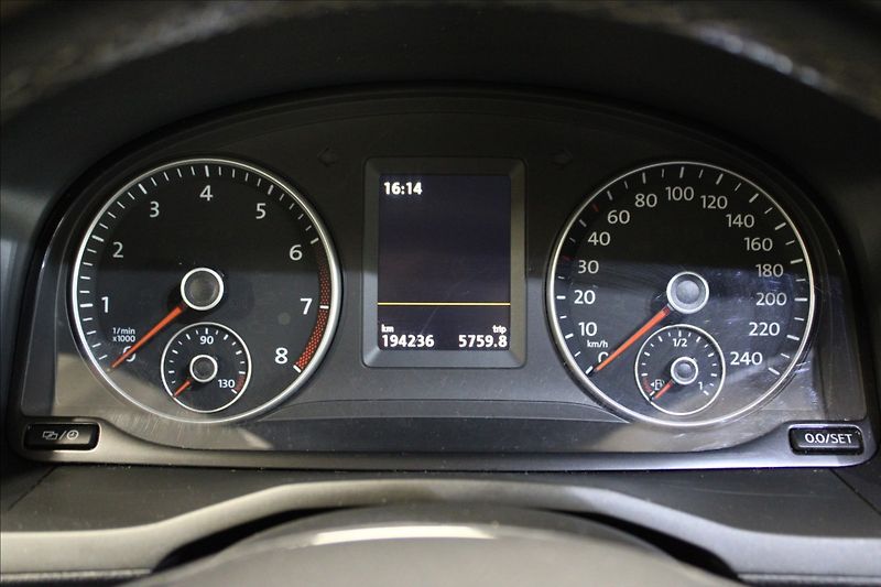 Volkswagen Caddy 1,4 TSI DSG Edition LED 1.maj. - fotka 20 z 34