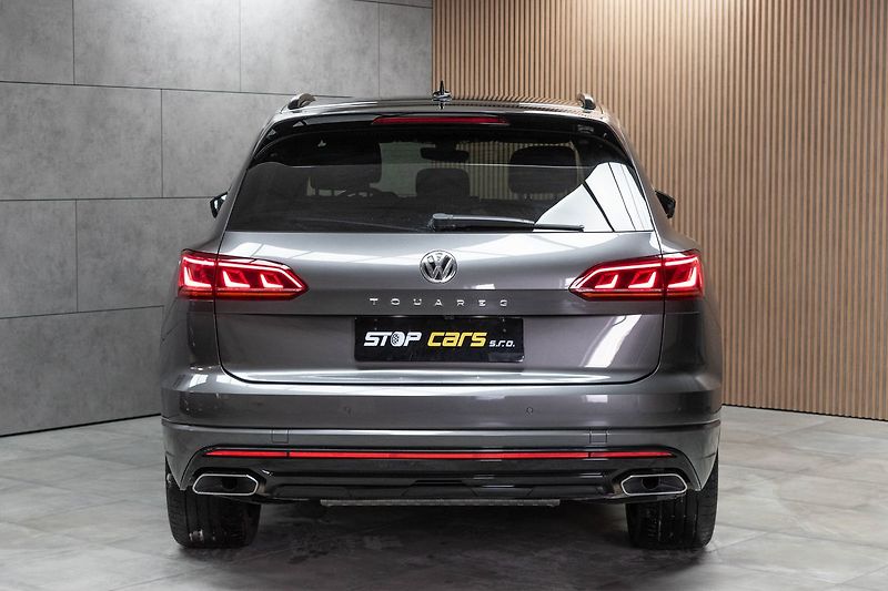 Volkswagen Touareg 3.0TDI R-LINE*TAŽNÉ*WEBASTO*ČR - fotka 5 z 49
