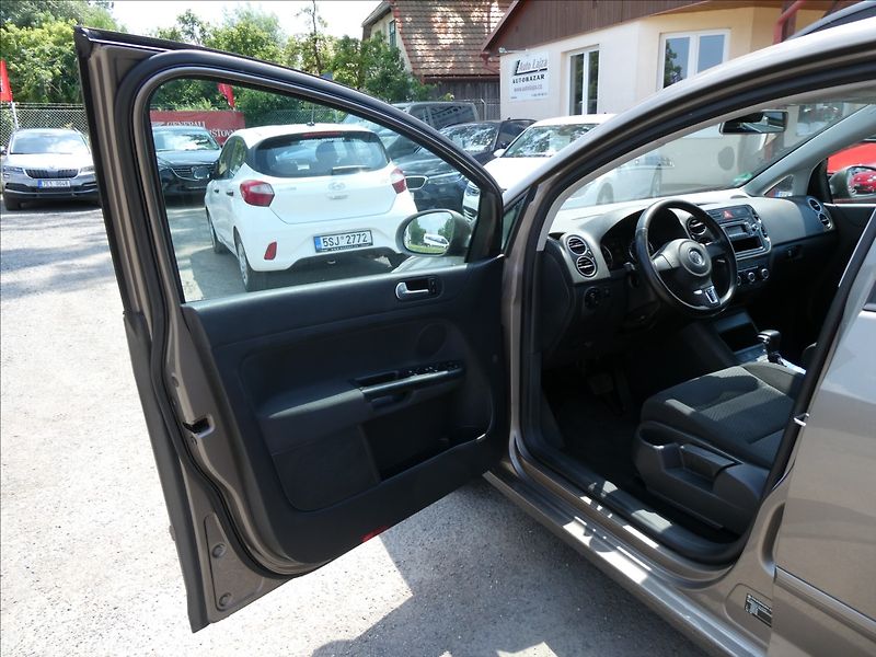 Volkswagen Golf Plus 1,4 TSi 90kW DSG po servise - fotka 13 z 31