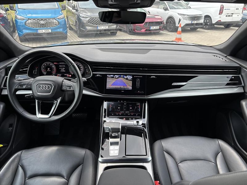 Audi Q8 3,0 TFSI V6 Quattro 250kW - fotka 19 z 34