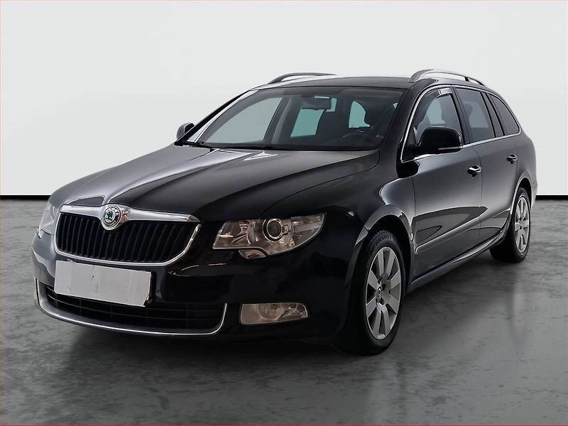 Škoda Superb (2012) Ambition 2.0 TDI, Navi, Xenony - fotka 2 z 16