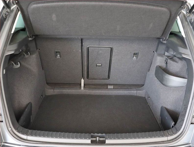 Škoda Karoq (2022) Style 1.5 TSI - fotka 13 z 21