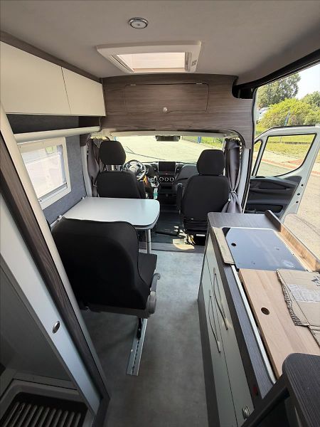 Iveco Daily 3,0 35C21HA8V 16m3 - fotka 23 z 46