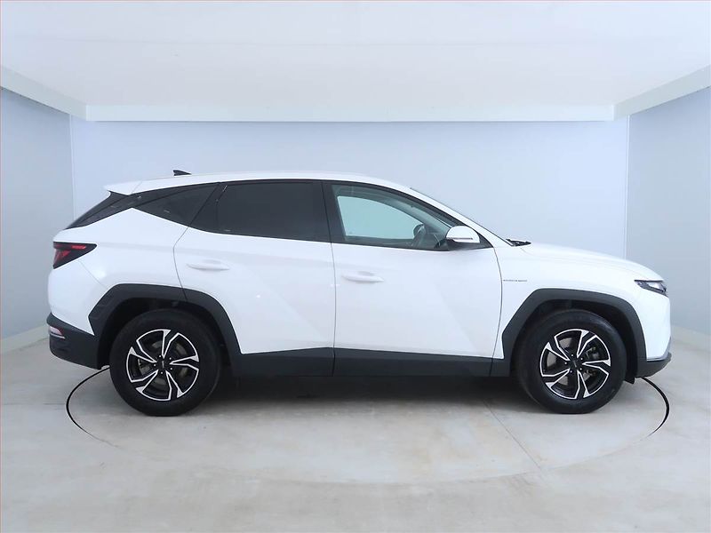 Hyundai Tucson (2023) 1.6 T-GDI - fotka 6 z 17