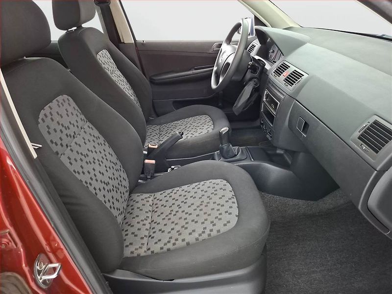 Škoda Fabia (2006) 1.2 12V, po STK, Tažné - fotka 9 z 13