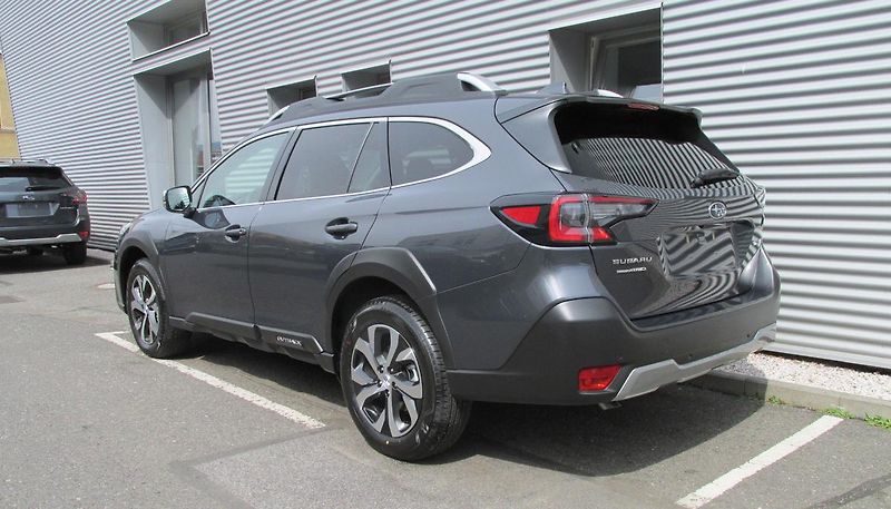Subaru Outback (2025) 2,5i TOURING  MY25.5 - fotka 4 z 58
