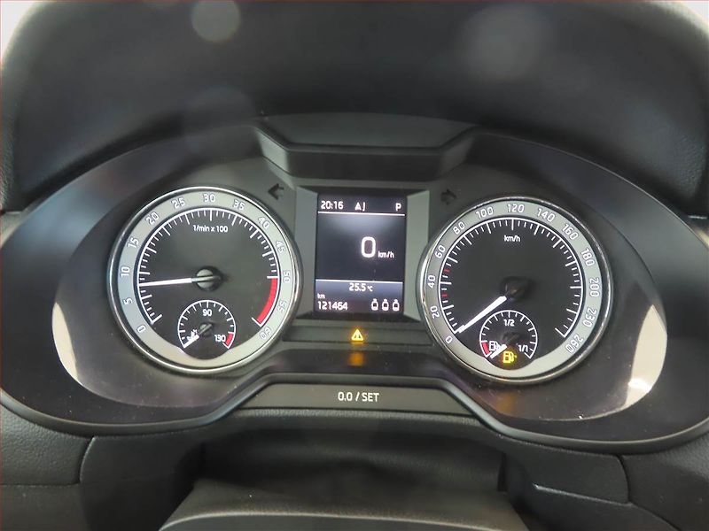 Škoda Octavia (2018) Style 2.0 TDI, Automat, Kůže - fotka 11 z 14
