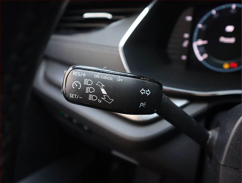 Škoda Octavia (2022) Ambition 2.0 TDI - fotka 17 z 19