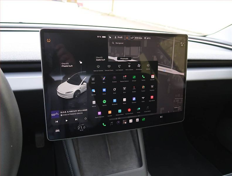 Tesla Model 3 (2023) Standard Range 60kWh, SoH 94% - fotka 20 z 32