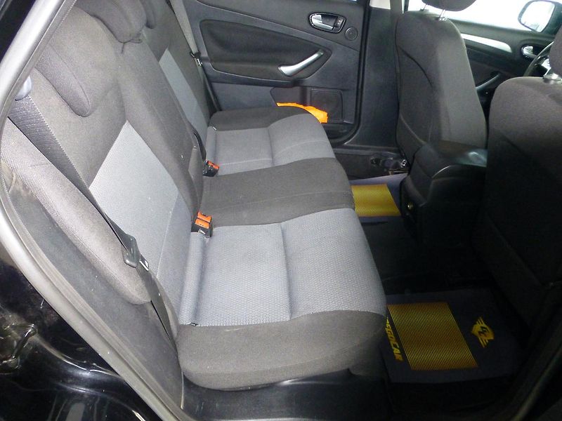 Ford Mondeo (2008) - fotka 22 z 26