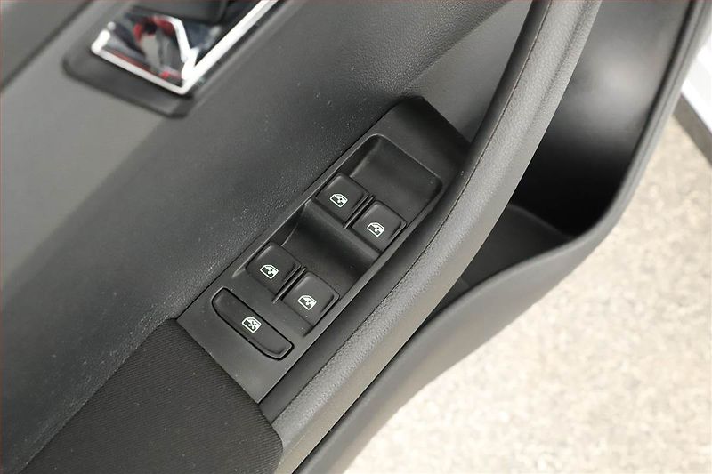 Škoda Fabia (2018) Monte Carlo 1.0 TSI - fotka 14 z 14