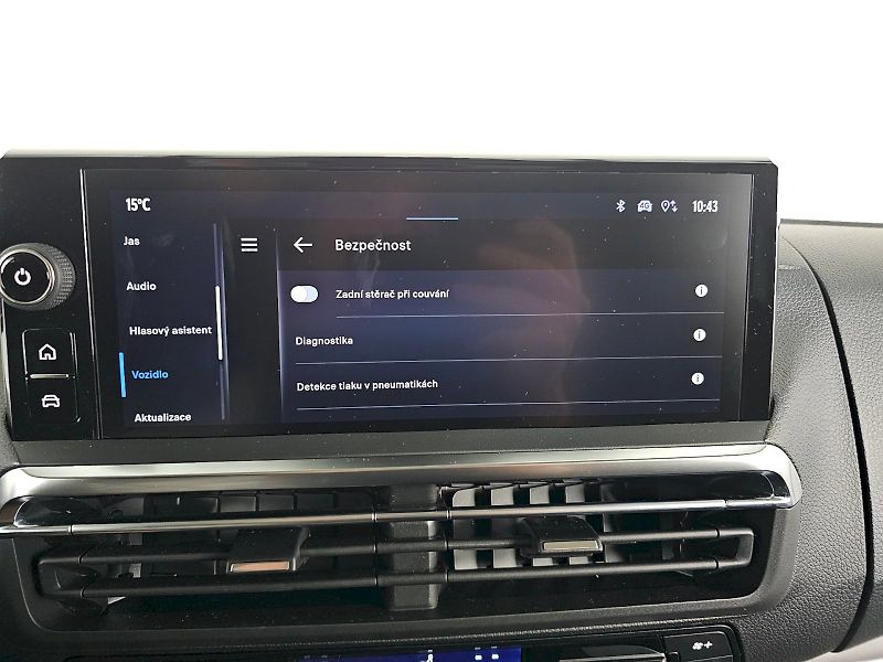 Toyota ProAce Verso (2025) 2.0D 130kW 8AT VIP SKYVIEW 7S - fotka 14 z 29