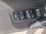 Volkswagen Golf (2014) 1.6 TDi, autoAC - náhled 15