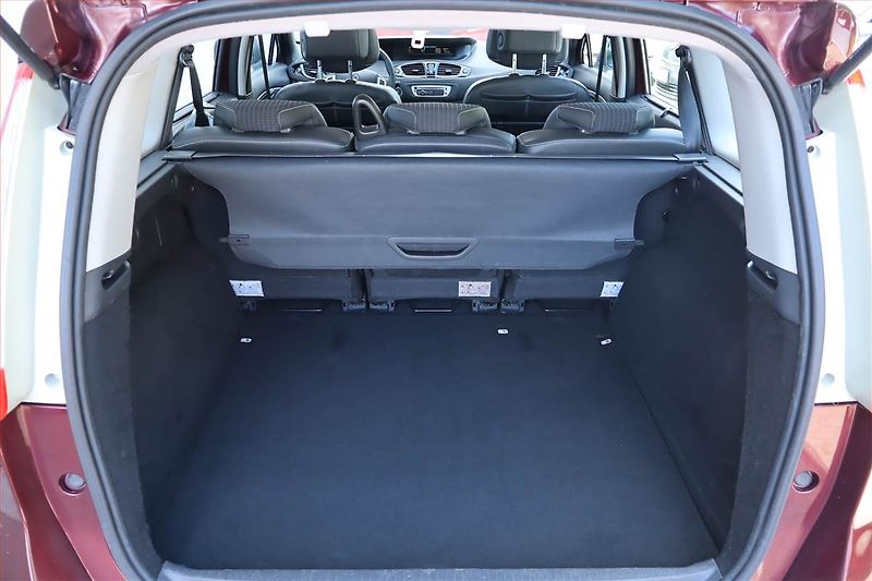 Renault Grand Scénic (2012) 1.5 dCi, Tempomat - fotka 14 z 22