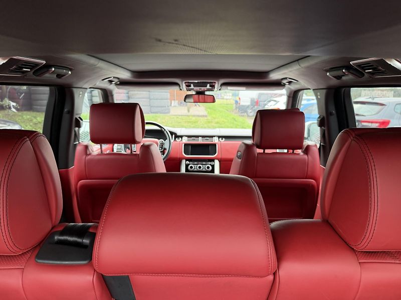 Land Rover Range Rover 4.4l V8 Autobiography - fotka 13 z 32