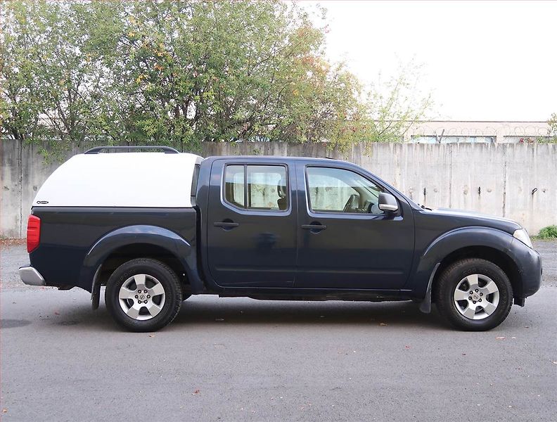 Nissan Navara (2011) 2.5 D, 4X4, Vyhř. sedaček - fotka 6 z 19