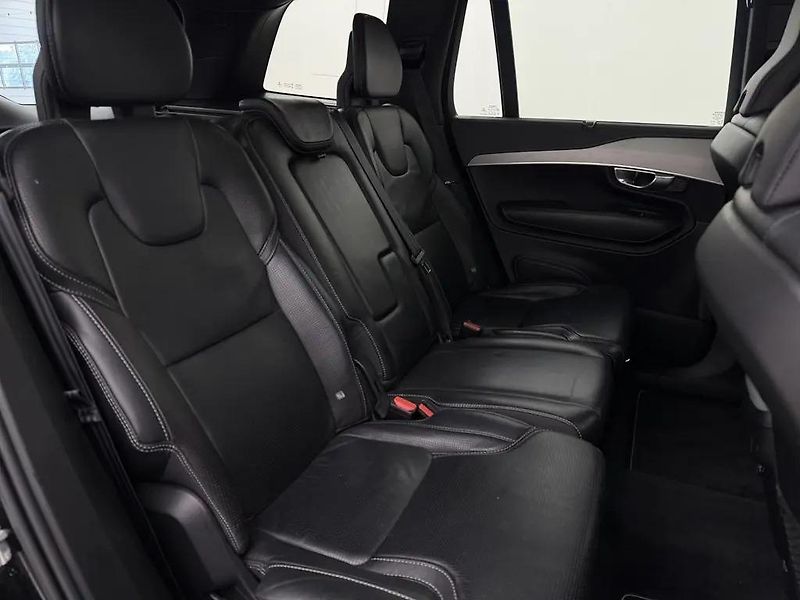 Volvo XC90 2.0D5 173 Aut. R-Desing AWD TZ - fotka 10 z 13