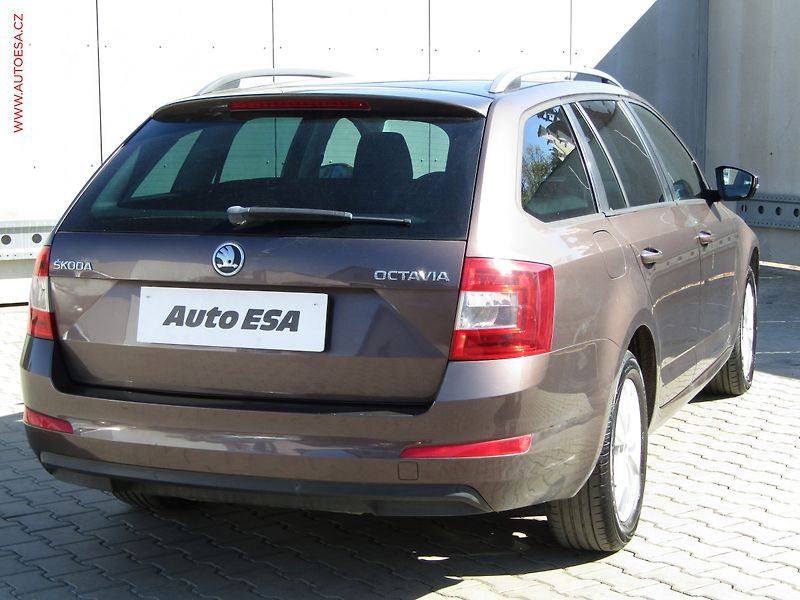 Škoda Octavia (2014) 1.6 TDi, Style, bixen - fotka 4 z 20