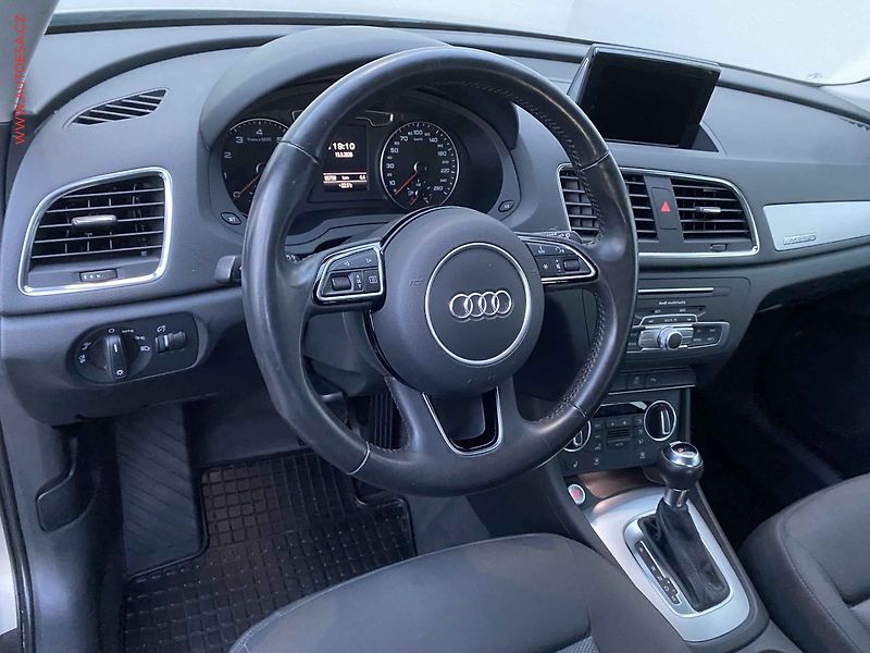 Audi Q3 (2016) 2.0 TSi quattro, AT, LED - fotka 12 z 19