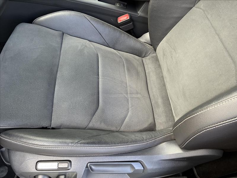 Volkswagen Arteon Shooting Brake 2,0 TSI 140 KW REZERVACE - fotka 11 z 37