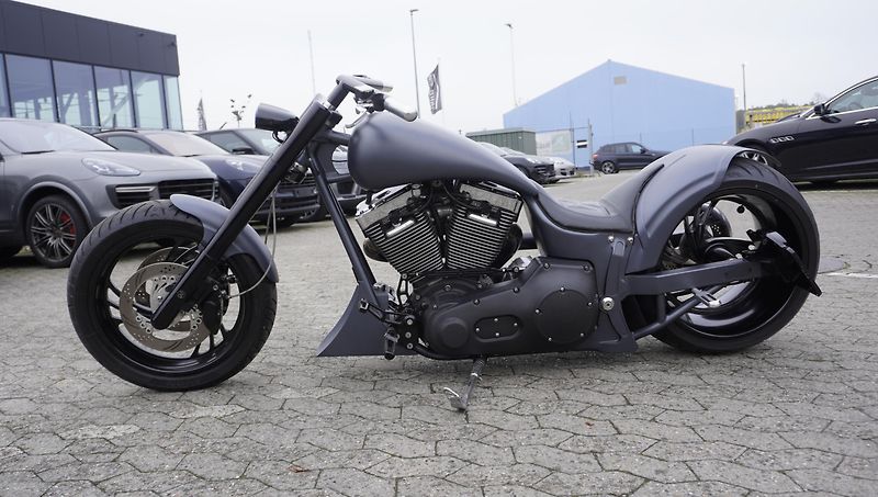 Harley-Davidson FXSTC 1340 Softail Custom - fotka 3 z 18