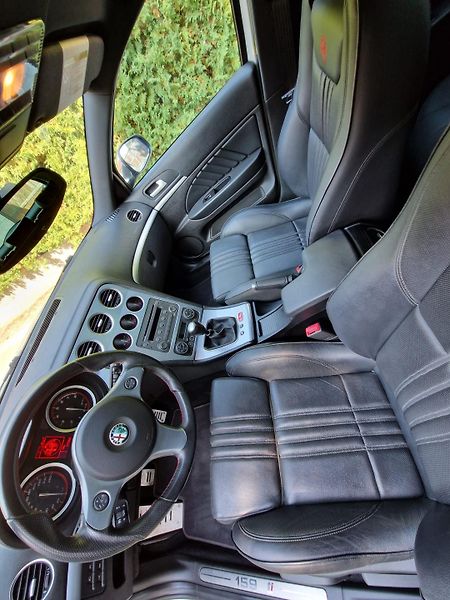 Alfa Romeo 159 (2010) Turismo Internazionale - fotka 8 z 21
